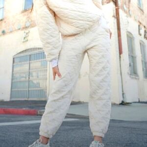 NORMA KAMALI Quilt Jog Pants
